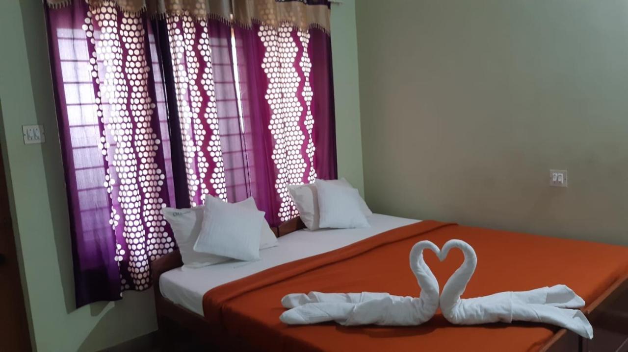 Seawin Beach Resort Varkala Bagian luar foto