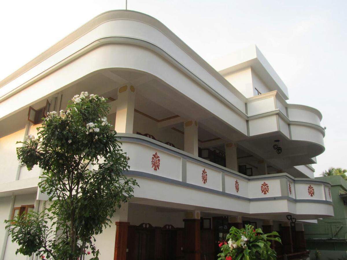 Seawin Beach Resort Varkala Bagian luar foto