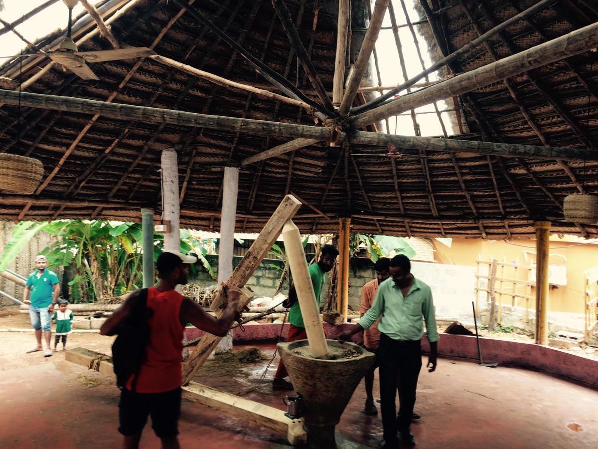 Seawin Beach Resort Varkala Bagian luar foto