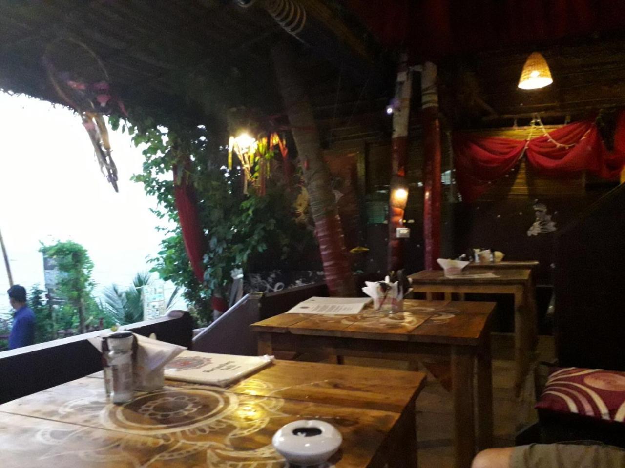 Seawin Beach Resort Varkala Bagian luar foto